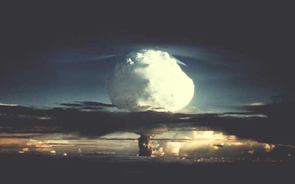 mushroom cloud from a hydrogen bomb